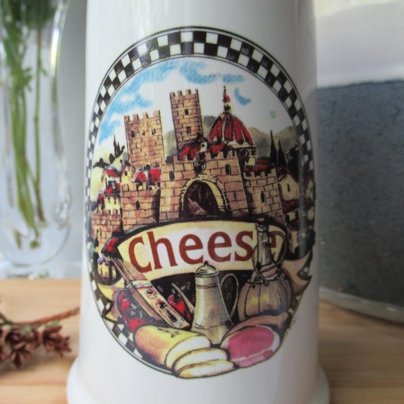 Porcelain Cheese Shaker by Himark, Taiwan - Picture 2 of 14